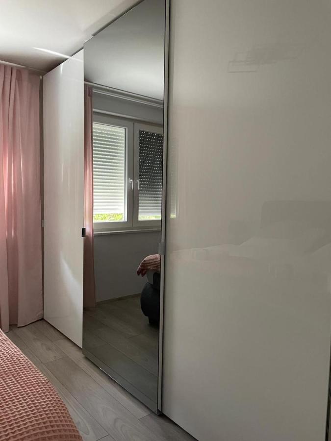 Apartment Tomy Rijeka Exterior photo